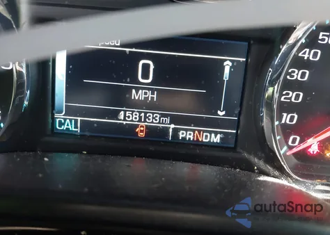 2016 Chevrolet Silverado 1500 1Lt из США, поврежденный, VIN 3GCUKREC3GG125311